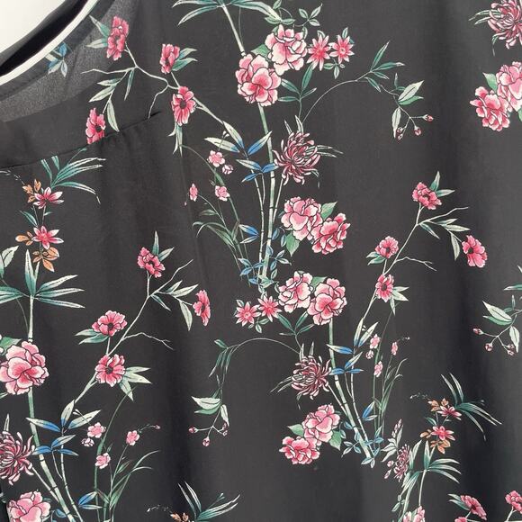 Torrid Floral Blouse Tie Neck Black Pink Women Plus 2X Whimsigoth Croquette Chic - Picture 6 of 10